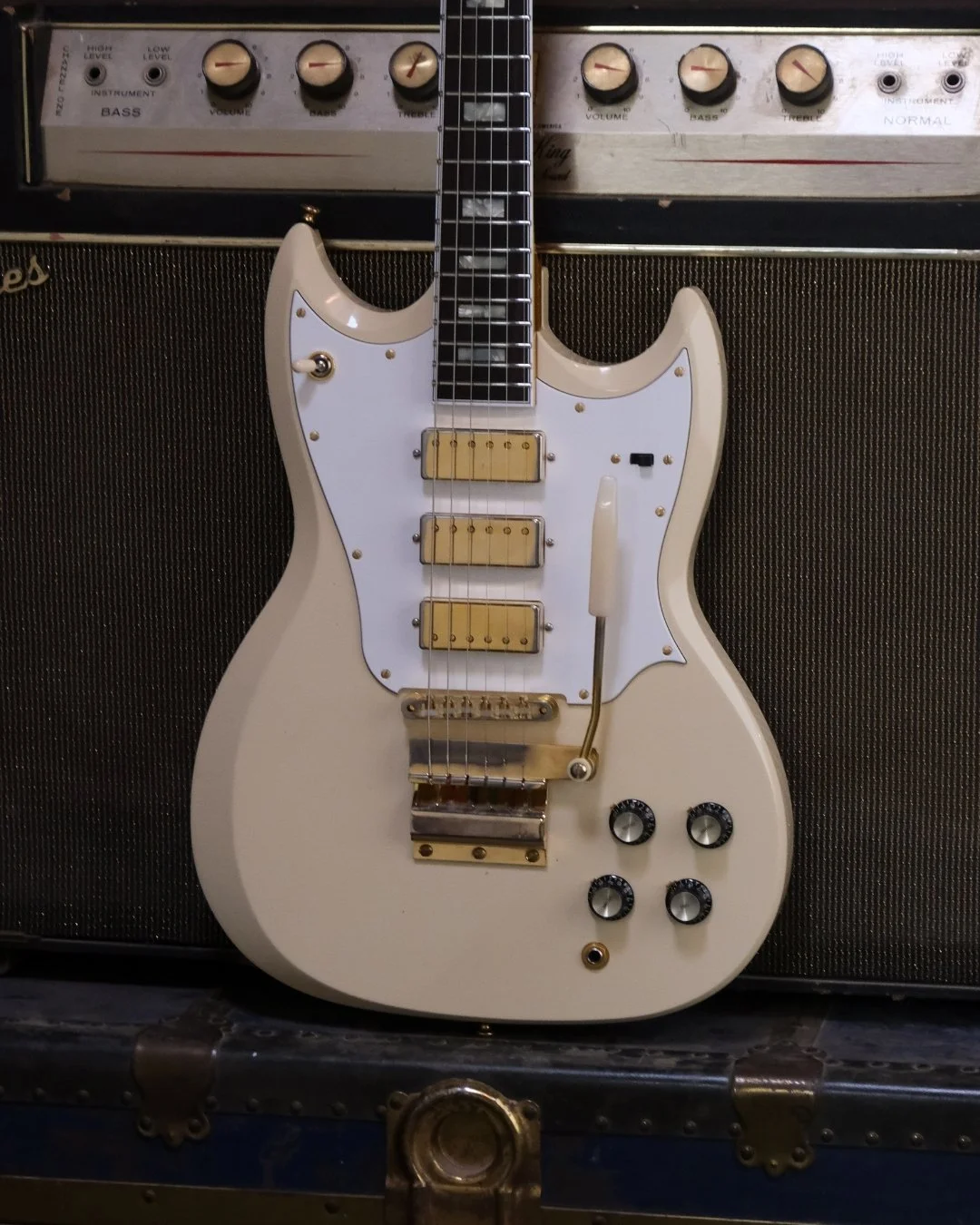 Colours — Frank Brothers Guitar Company - Boutique guitars